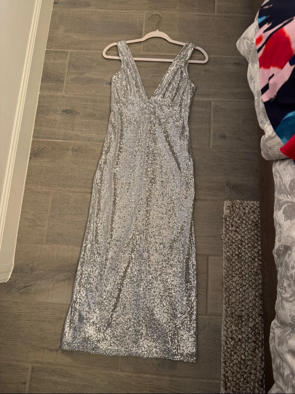 abercrombie sequin dress & Fitch Gold Sequins Exposed Back NWT- Size S Petite – The Saved Collection Flattering mini dress in our soft woven fabric Abercrombie & Fitch strapless sequin